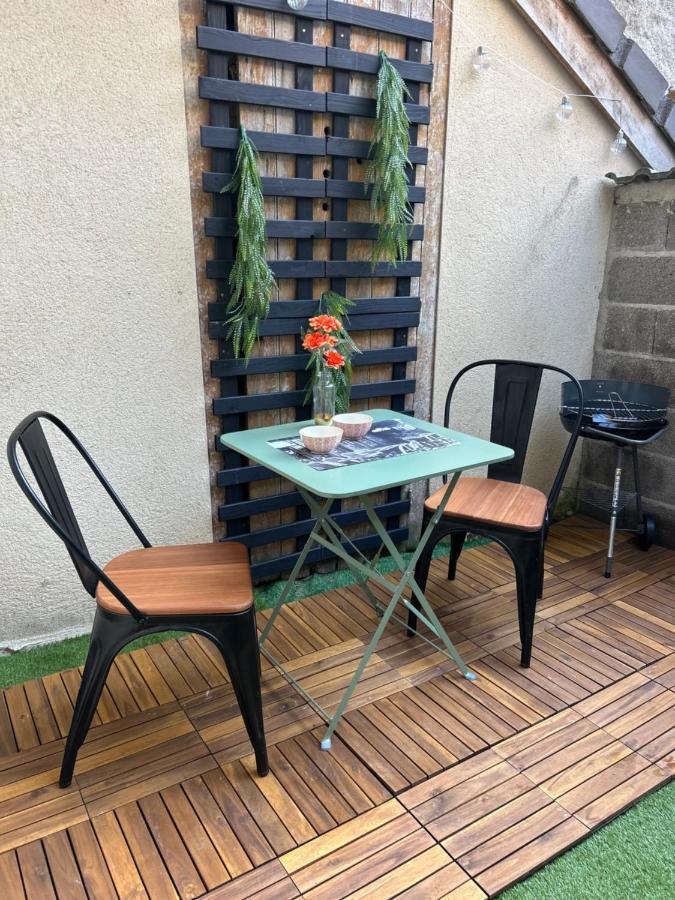 Le Petit Kiosque - Terrasse Parking & Local Velo Apartment Verdun-sur-Meuse Bagian luar foto